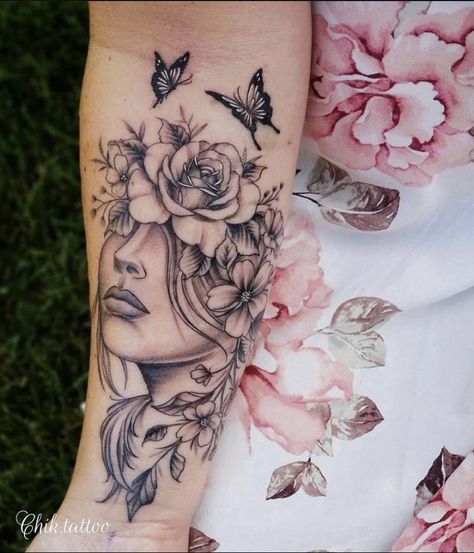 Face Tattoos For Women, Girl Face Tattoo, Girl Arm Tattoos, Forearm Tattoo Women, Leg Tattoos Women, Dope Tattoos For Women, Tatuaje A Color, Shoulder Tattoos For Women, Stylist Tattoos