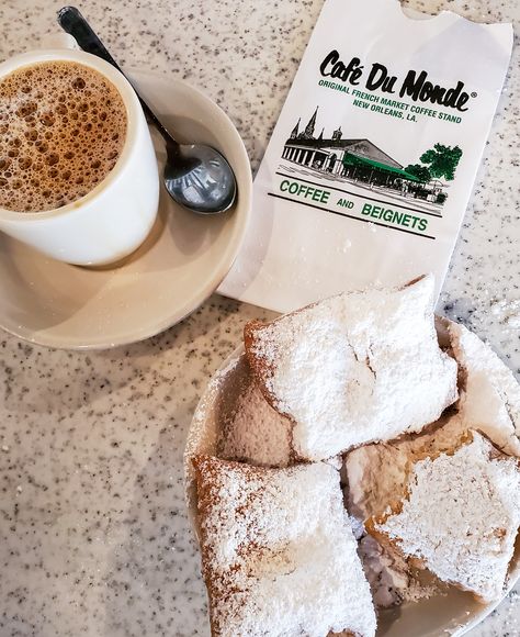 New Orleans Beignets Aesthetic, Nova Orleans Aesthetic, Vintage New Orleans Aesthetic, Ig Fillers, New Orleans Beignets, Nola Food, New Orleans With Kids, New Orleans Food, New Orleans Vacation