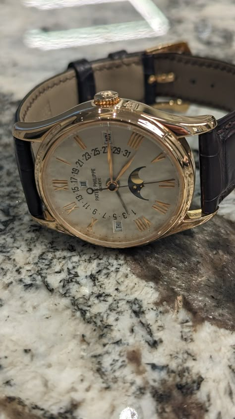 Luxury Antique Gold Watches, Luxury Vintage Watch With Polished Finish, Luxury Vintage Gold Chronograph Watch, Jewellery Branding, Billionaire Aesthetic, Men Essentials, Lux Watches, Moonphase Watch, Luxury Gold Self-winding Watches