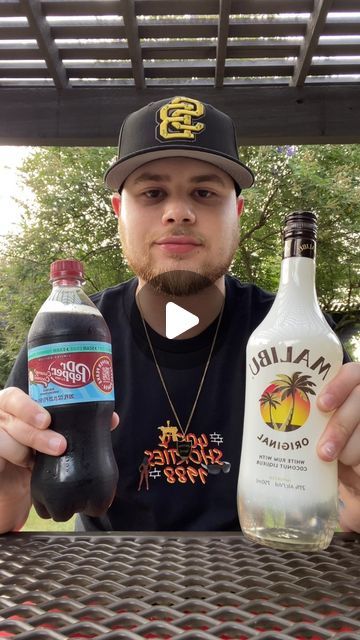 izzydrinks on Instagram: "Malibu & Dr. Pepper Creamy Coconut!? 👀🍻 #izzydrinks#mixeddrinks#summerdrinks#drpepper#drinkreview" Dirty Dr Pepper Recipe With Alcohol, Dr Pepper And Malibu Rum, Dr Pepper Alcoholic Drinks, Malibu Rum Drinks, Paralyzer, Rum Drinks Recipes, Malibu Drinks, Toddy Recipe, Hot Toddies Recipe