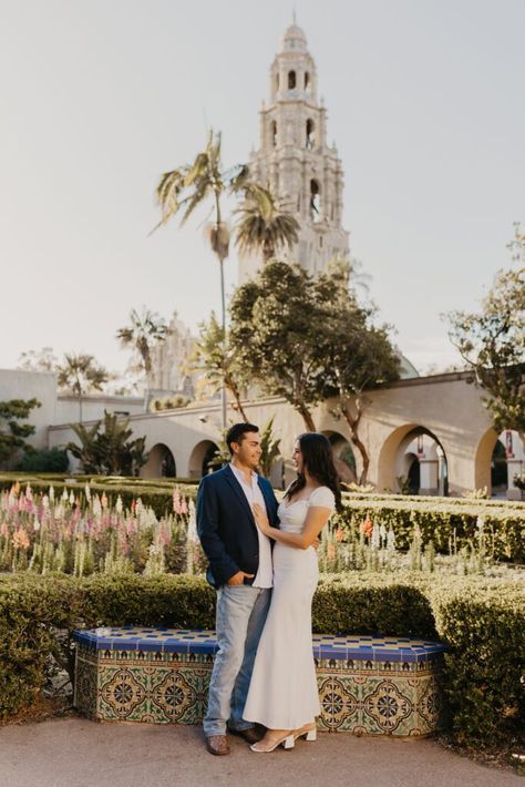 San Diego Engagement Photo Locations - yumikotanphotography.com Mission Photos, Beautiful Engagement Photos, San Diego Restaurants, Coronado Beach, Coronado Island, Park Engagement Photos, La Jolla Cove, San Diego Engagement, Hotel Del Coronado