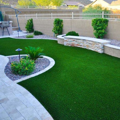 Check more at https://zugnews.com/60226-2/ Driveway Retaining Wall, Turf Landscaping, Backyard Arizona, Landscaping Patio Ideas, Urban Drawings, Artificial Grass Backyard, Garden Installation, Turf Backyard, Hardscape Backyard