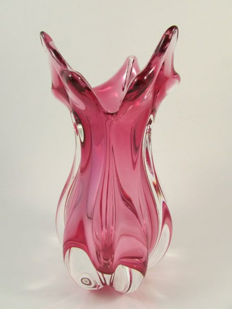 Vintage Murano Pink Art Glass Vase Hand Blown Glass Pink Things Vintage, Hand Blown Glass Vase, Glass Blown Vase, Glassblowing Art, Glass Reference, Glass Vase Art, Cercei Din Lut Polimeric, Murano Vase, Glass Dress