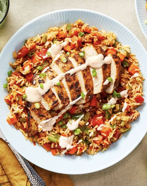 Everyplate Recipes, Cajun Blackened Chicken, Chicken And Rice Bowls, Hello Fresh Dinners, Spicy Crema, Meal Board, Cajun Chicken And Rice, Blackened Chicken Recipe, Cajun Rice