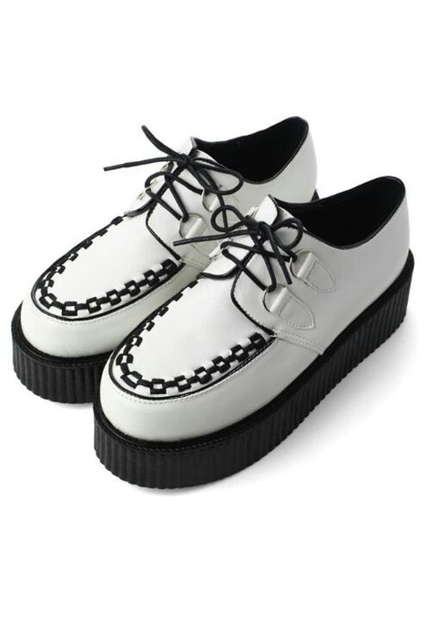 Creeper platforms 3 Future Punk, Platforms Shoes, Spot It, Fashion Buyer, Pop It, Stella Mccartney Elyse, Crazy Shoes, Indie Design, Creepers