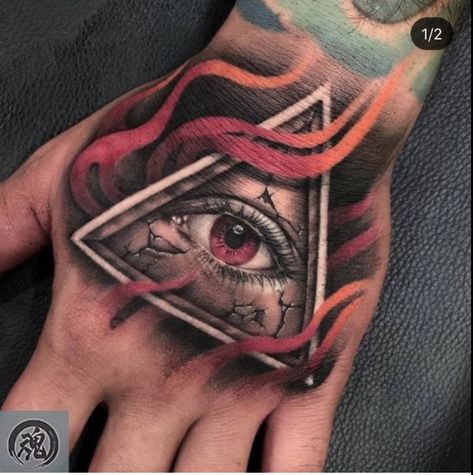 Ojo Iluminati Tattoo, Iluminati Eye Tattoo, Hand Tattoo Color, Red Eye Tattoo, Eye Hand Tattoo, 3rd Eye Tattoo, Farsi Tattoo, Realistic Eye Tattoo, Hand Tatto