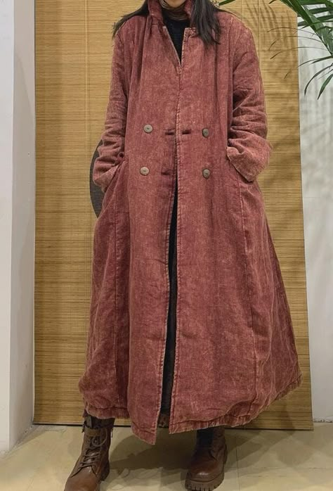 Long Coat Outfit Women, Winter Long Coat, Long Coat Outfit, Sunday Clothes, Womens Outerwear, Linen Coat, Corduroy Coat, Women Outerwear, Long Winter Coats