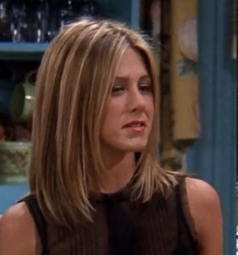 Jen Aniston Short Hair, Rachel Green Bob Haircut, Medium One Length Hair, Jeniffer Aniston Haircut, The Rachel Haircut 2022, 2000 Haircut, Rachel Green Bob, Rachel Green Hair Color, Rachel Green Hair Short