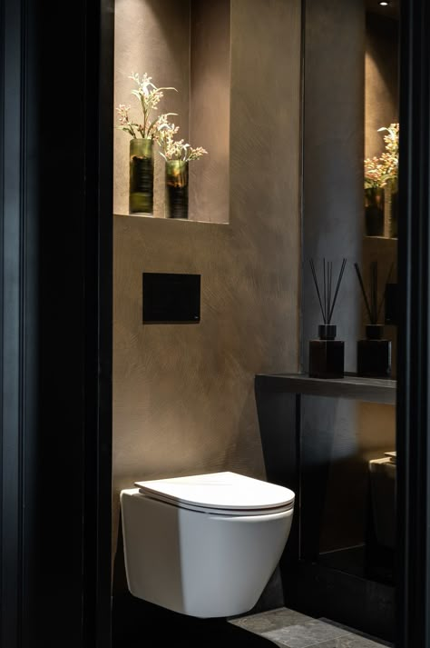 Guest Toilet Luxury, Guest Toilet Design, Toilets Designs, Luxury Toilet Design, Small Toilet Design, Small Downstairs Toilet, Toilette Design, Luxury Toilet, Toilet Ideas