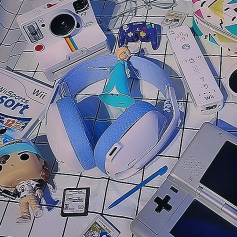 90s Game Aesthetic, Wii Sports Aesthetic, Nintendo Wii Aesthetic, Wii U Aesthetic, Wii Aesthetic Wallpaper, Rosalina Aesthetic, Wii Nostalgia, Nintendo Ds Aesthetic, Wii Aesthetic