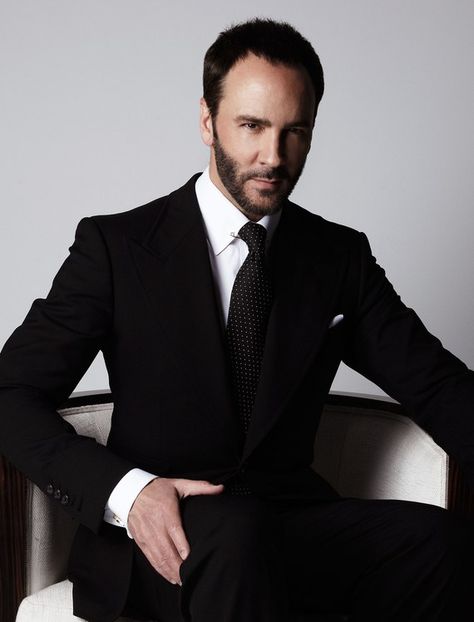 Exclusive: Tom Ford Talks CFDA and American Fashion - Vogue Tom Ford Designer, Beard Dye, Bespoke Suits, Tom Ford Beauty, Tom Ford Men, American Fashion Designers, Code Free, Black Suit, Perry Ellis