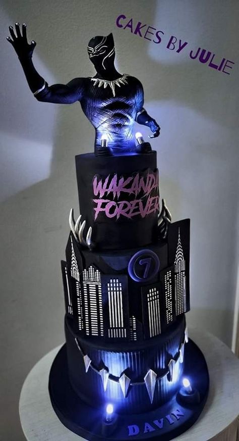 Wakanda Forever Cake Ideas, Black Panther Party Decorations, Black Panther Cake Ideas, Wakanda Cake, Black Panther Birthday Cake, Black Panther Birthday Party, Black Panther Cake, Marvel Birthday Cake, Cake Designs For Boy