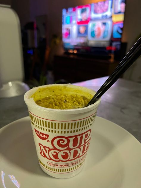 Ramen Cup Noodles Aesthetic, Cup Noodles Aesthetic, Roman Noodles, Vacation Snacks, Cup Of Noodles, Squad Pics, Noodle Cup, Nissin Cup Noodles, Posting Ideas