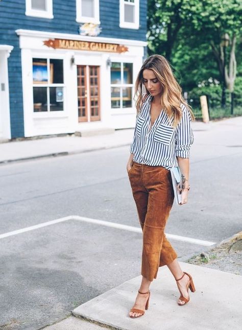 Spring Attire, Spring Work Outfits, Suede Pants, Stylish Summer Outfits, Summer Outfit Ideas, Stylish Work Outfits, Spring Outfits Women, Work Attire, Casual Summer Outfits