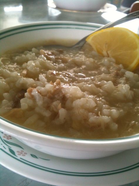 Lugaw Recipe, Phillipino Food, Filipino Rice, South American Recipes, Filipino Cuisine, Hawaiian Dishes, Philippines Food, Moms Cooking, Rice Porridge