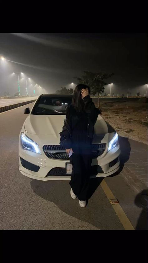 #luxury #luxurylife #cars #girly Instagram Profile Picture Girly, Girl Car Posing, Women Posing With Cars, Pose With Car Woman, Pics With Cars Picture Ideas, Poses With Cars Women, Car Poses For Women, Poses With Car Woman, Car Poses Aesthetic