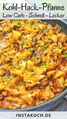 Meine leckere Low Carb Kohl-Hackfleisch-Pfanne ist schnell gemacht, preiswert und richtig gesund. Ein einfaches und bodenständiges One-Pot-Wonder Rezept, das gelingsicher in nur 35 Minuten auf den Tisch gezaubert ist. Ideal für jeden Tag. Auch lecker mit Spitzkohl oder Chinakohl. #Weisskohl-Rezepte #Kohl-hackfleisch-Pfanne #Familienessen #weisskocl #Spitzkohl #Chinakohl Law Carb, Low Carb Low Fat Recipes, Boiled Egg Diet Plan, Low Carb Low Sugar, Best Low Carb Recipes, Low Carb Vegan, Dinner Recipes Easy Quick, Healthy Low Carb Recipes, Low Carb Meals Easy