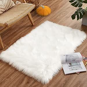 Fluffy Rugs Bedroom, Fuzzy Carpet, Fuzzy Rugs, White Faux Fur Rug, Redecorating My Room, Room Inspo Aesthetic, Princess Room Decor, Fuzzy Rug, Fluffy Rugs