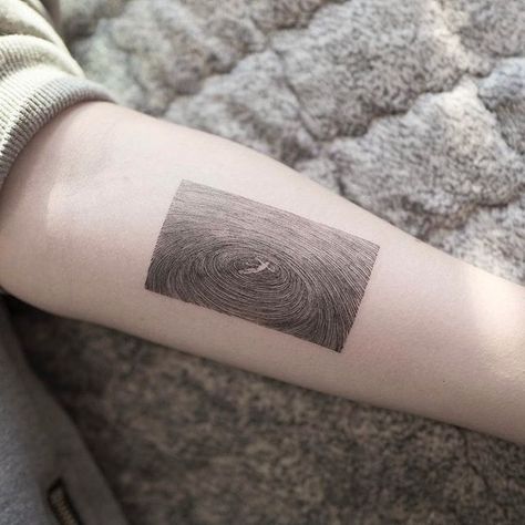 Ripples Tattoo, Ripple Tattoo, South Tattoo, Fearless Tattoo, Flower Hip Tattoos, Korean Tattoo Artist, Korean Tattoos, Explore Tattoo, Hip Tattoos Women