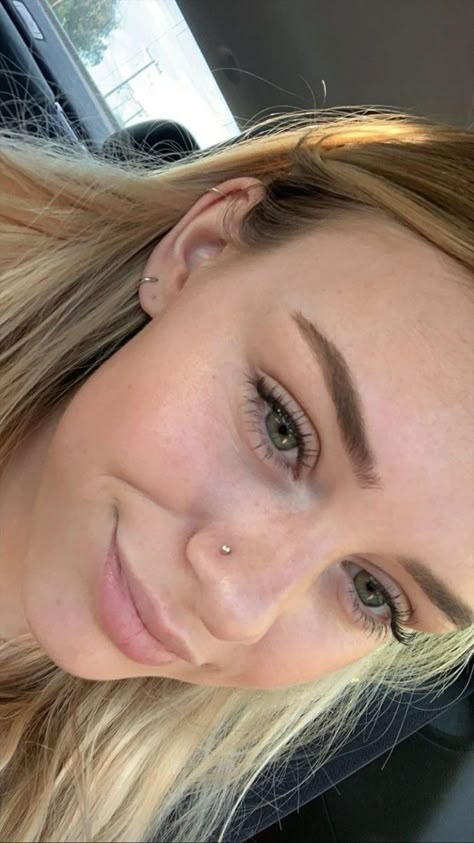 Cute Nose Piercings, Daisy Calloway, Nose Piercing Stud, Cute Nose, Face Piercings, Pretty Ear Piercings, Clap Back, Nose Piercings, Facial Piercings