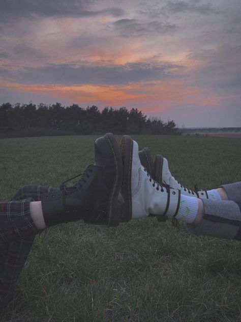 Outdoor Grunge Aesthetic, Boots Aesthetic Grunge, Summer Grunge Aesthetic, Indie Grunge Aesthetic, Retro Grunge Aesthetic, Vintage Grunge Aesthetic, 2024 Lifestyle, 90s Grunge Aesthetic, Serene Aesthetic