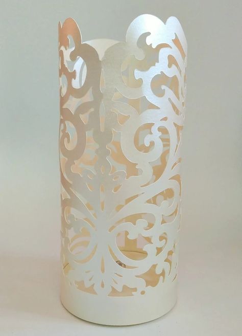 Cricut Lantern Ideas, Popup Paper, Paper Lantern Centerpieces, Lantern Template, Cricut Business, Encanto Party, Cricut Wedding, Lantern Ideas, Candle Sleeves