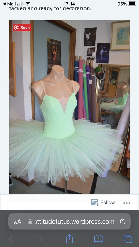 Sewing Leotards, Tutu Pattern, Ballet Attire, Classical Ballet Tutu, Dance Crafts, Dance Costumes Dresses, Ballet Tutus, Ballerina Outfit, Tutu Ballet