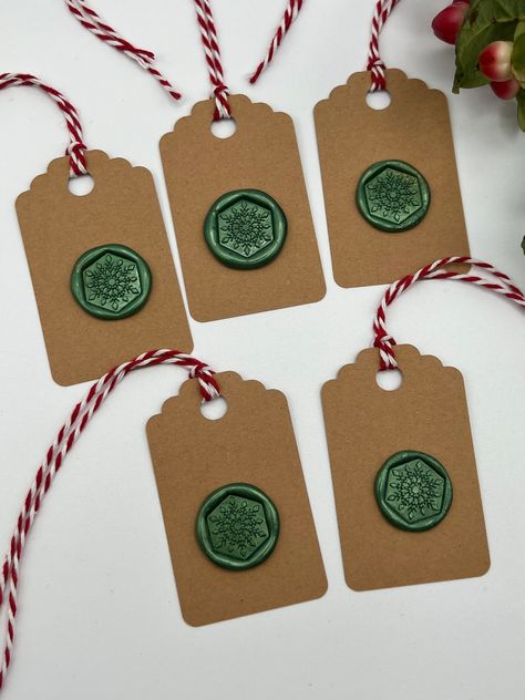 Diy Wax Seal, Wax Seal Stickers, Diy Wax, Seal Gifts, Wax Stamp, Wax Seal Stamp, Christmas Tags, Seal Stamp, Wax Seal