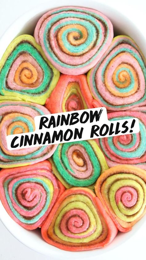 Cinnamon Rolls Tasty, Pride Brunch, Rainbow Food, Kids Party Food, Fun Baking, Recipes Yummy, Tasty Baking, Cinnamon Rolls Recipe, Fun Baking Recipes