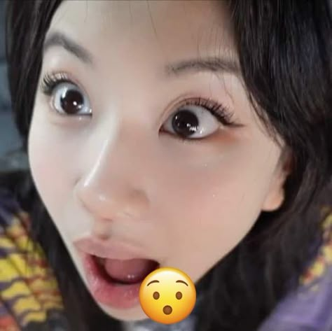 Twice Chaeyoung, Chaeyoung Twice, Face Stickers, Line Sticker, Meme Faces, Just Girl Things, Funny Faces, My Only Love, Reaction Pictures