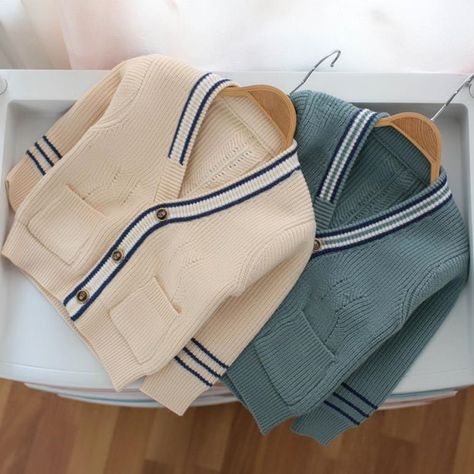 Ootd Cardigan, Formal Sweater, Sweater Cardigan Outfit, Sweater Rajut, Boys Cardigans, Sweaters Knitted, Kids Cardigans, Cheap Sweaters, Girls Sweater