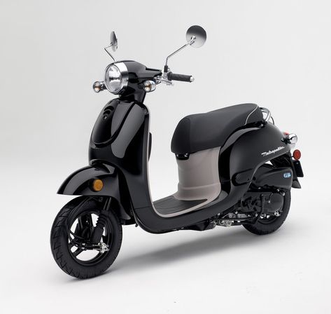 Motor Vespa, Honda Metropolitan, Scooter Bike, Scooter Motorcycle, Honda S, New Honda, Gas Pumps, Electric Scooter, Fuel Economy