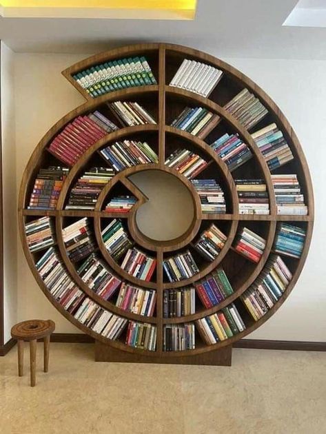 Amazing Library, Unique Bookshelves, Wallpapers Home, Wallpapers Ideas, Creative Bookshelves, Cool Bookshelves, Wall Mounted Bookshelves, Back Deck Decorating, Small Deck Decorating Ideas