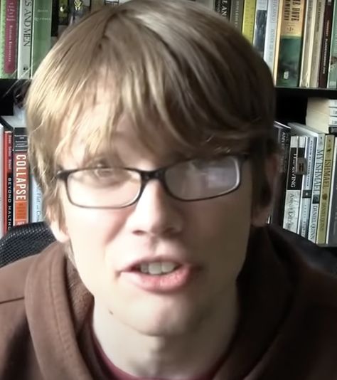 Majestic Men, Hank Green, John Green, Meow Meow, Green Tops, Favorite Things, Top 10, Hair, Green