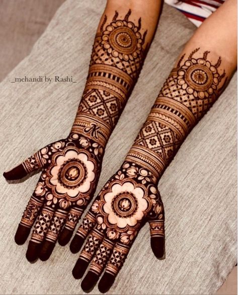 Full Mehndi, Mehedi Design, Fairy House Crafts, Full Hand Mehndi, Mehndi Designs For Kids, Simple Mehndi Designs Fingers, Full Mehndi Designs, Stylish Mehndi, House Crafts