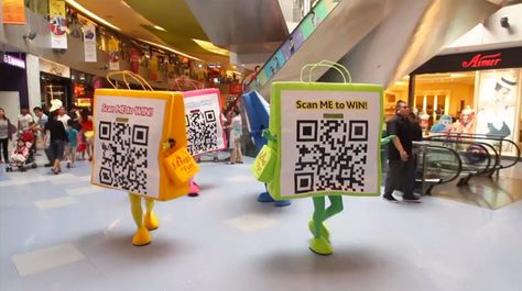 Qr Code Marketing, Experiential Marketing Campaigns, Brand Activation Ideas, Creative Marketing Campaign, Experiential Marketing Events, Guerrilla Advertising, Marketing Activations, Publicidad Creativa, Experiential Marketing