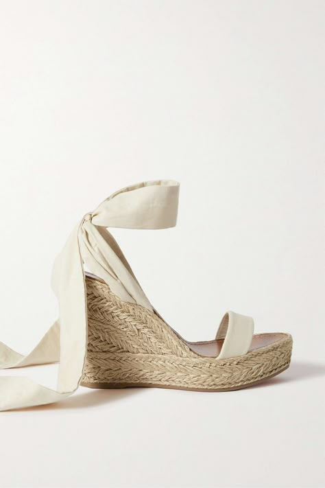 Wedge Sandals Outfit, White Espadrilles, Sandals Outfit, Christian Louboutin Women, Espadrille Wedge, Shoe Inspo, Pretty Shoes, Dream Shoes, Espadrille Shoes