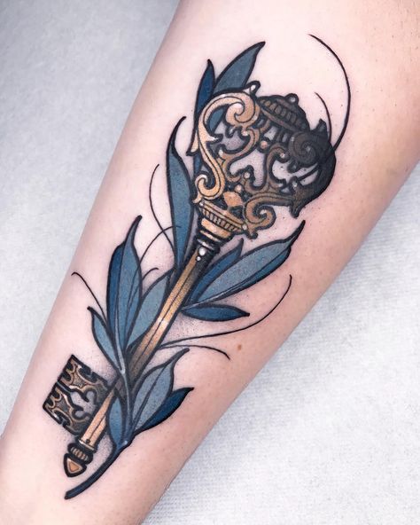 Small Neotraditional Tattoo, Small Neo Traditional Tattoo, Neotraditional Tattoo Flash Art, Keys Tattoo, Tattoo Key, Key Tattoo Designs, Small Tattoos Ideas, Neo Tattoo, Key Tattoos