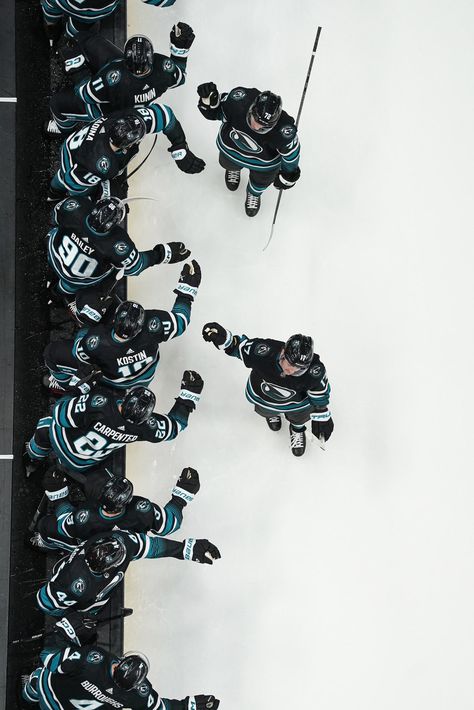 Hockey Collage Wallpaper, Nhl Aesthetic Wallpaper, Hockey Lockscreens, Sharks Wallpaper, San Jose Sharks Wallpaper, Usa Hockey Wallpaper, Bob Probert, Hockey Man Cave, Brent Burns