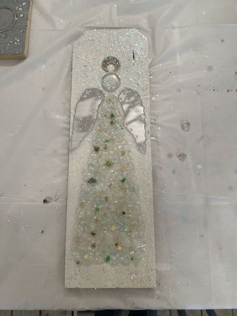 Glass And Resin Art, Broken Glass Crafts, Art Angel, Resin Ideas, Textured Canvas, Textured Canvas Art, Crushed Glass, Broken Glass, Canvas Texture