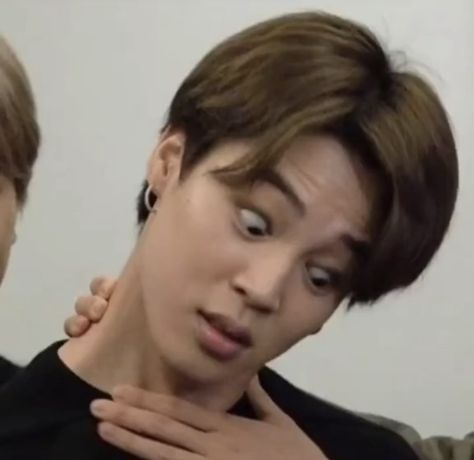 Namjoon Funny, Jimin Funny Face, Single Father, Cute Funny Pics, Jimin Funny, Bts Reactions, Pop Photos, Book Jokes, Whisper Funny