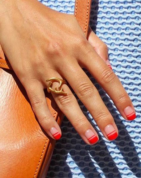 12 Spring Nail Trends to Try Now | Nail Design - PureWow Paintbox Nails, Negative Space Nails, Space Nails, Nagellack Trends, Spring Nail Trends, Super Nails, Trendy Nail Art, Nailed It, Minimalist Nails