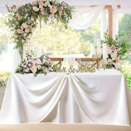 Wedding head table backdrop