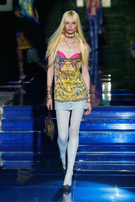 Versace X Fendi, Electric Guitarist, Look 2022, Graphic Print Dress, Interview Outfits, A Game Of Clothes, Game Of Clothes, Florence Pugh, Figure Skater