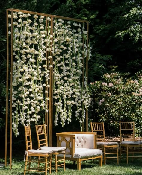 Wedding Lounge Decor, French Chateau Wedding Inspiration, Event Design Branding, Lounge Wedding, Summer Wedding Decor, Floral Designs Arrangements, Wedding Background Decoration, Summer Wedding Decorations, Wedding Lounge