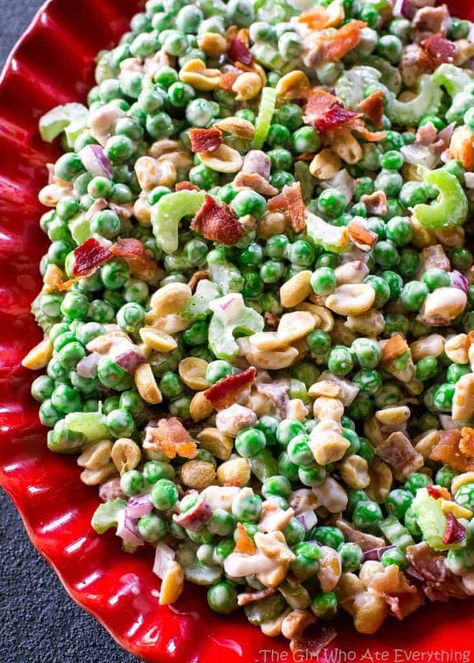 Crunchy Pea Salad Crunchy Pea Salad, Pea Salad Recipes, Salad Kale, The Girl Who Ate Everything, Resep Salad, Salad Pasta, Pea Salad, Salad Ideas, Refreshing Salad