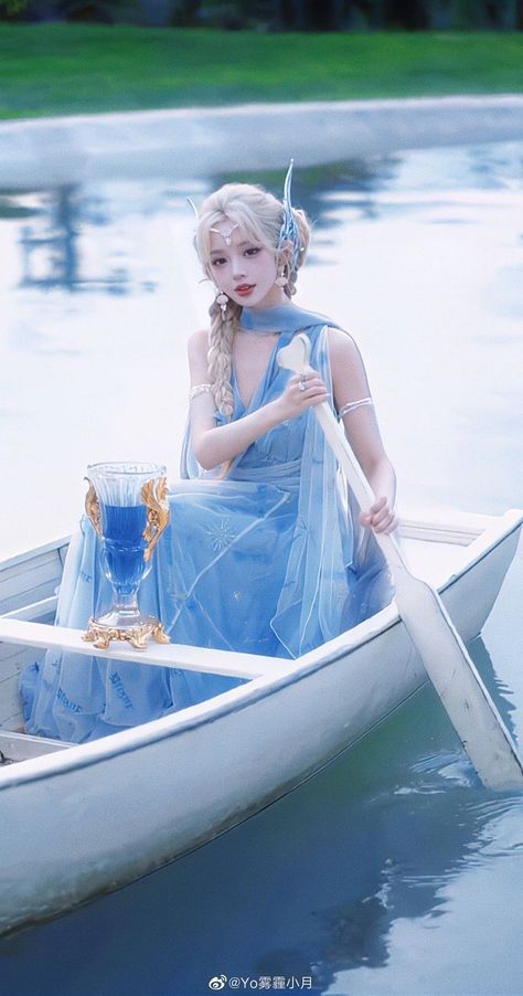 Aquarius Cosplay, Julie Morris, Kdrama Pics, 12 Cung Hoàng Đạo, Photography Illustration, Pose References, Cosplay Anime, Pose Reference, Kdrama