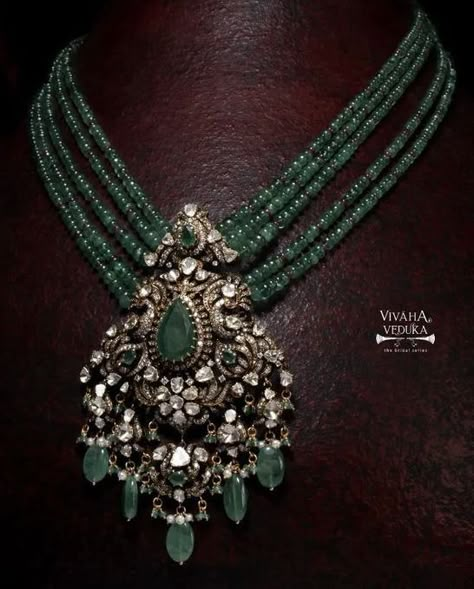 Emerald Beads Jewelry Indian Gold, Victorian Pendants Indian, Victorian Jewelry Necklace Indian, Victorian Jewelry Indian, Victorian Jewellery Designs, Beads Jewelry Indian Gold, Victorian Jewelry Necklace, Beaded Wedding Jewelry, Indian Wedding Jewelry Sets