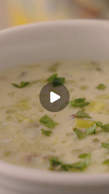 Claire Saffitz on Instagram: "Soup season is in full swing and I’m reminded of how delicious this New England Clam Chowder was. The recipe (which, if you are to make at home, hand foraging the clams is NOT required) is on my YouTube!

#clairesaffitz #dessertperson #whatsfordessert #soupseason #clamchowder #newenglandclamchowder" Clam Chowder Soup, Claire Saffitz, Clam Chowder Recipe, New England Clam Chowder, Chowder Soup, Chowder Recipe, Soup Season, Clam Chowder, Chowder