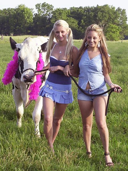 . Paris Hilton And Nicole Richie, 2023 Vibes, Paris And Nicole, Early 2000s Fashion, The Simple Life, White Trash, Nicole Richie, A Cow, Trailer Park